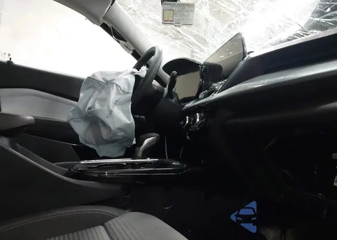 2025 Chevrolet Trax Fwd Lt z USA, uszkodzony, nr VIN KL77LHEP6SC170095